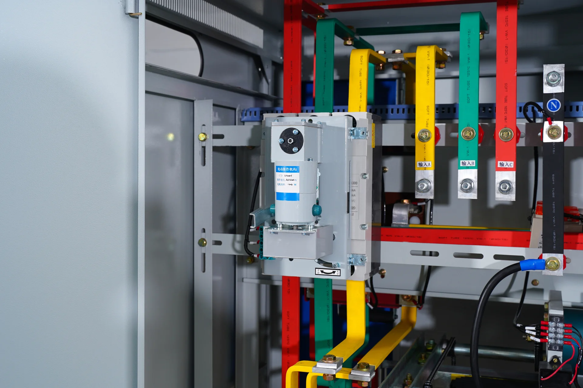 Electrical Machinery Exports Hit Record $262 Billion in August as AI Hardware Drives Growth
