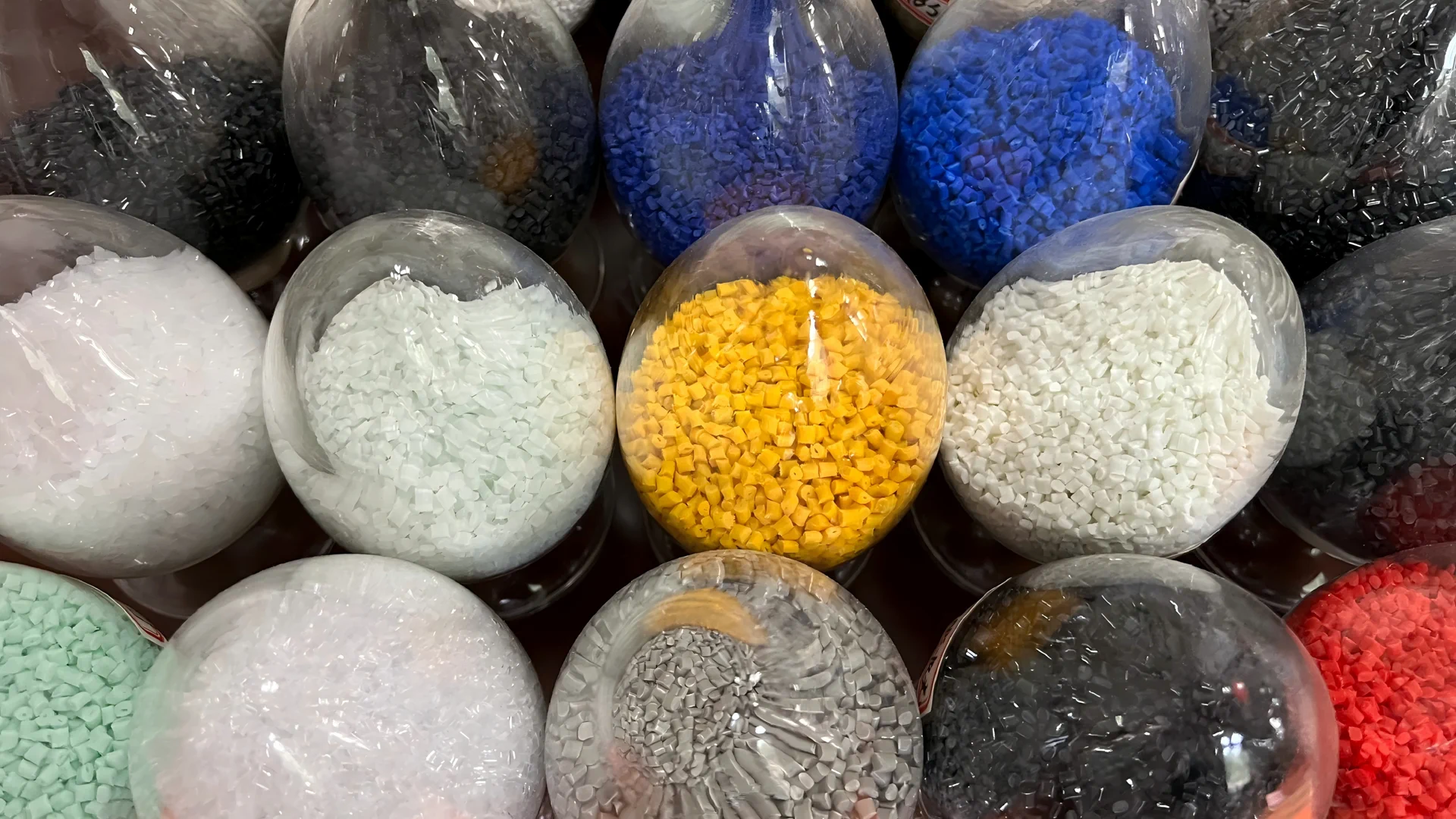 Engineering plastics