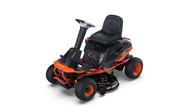 Fast-charging electric lawn tool vehicle