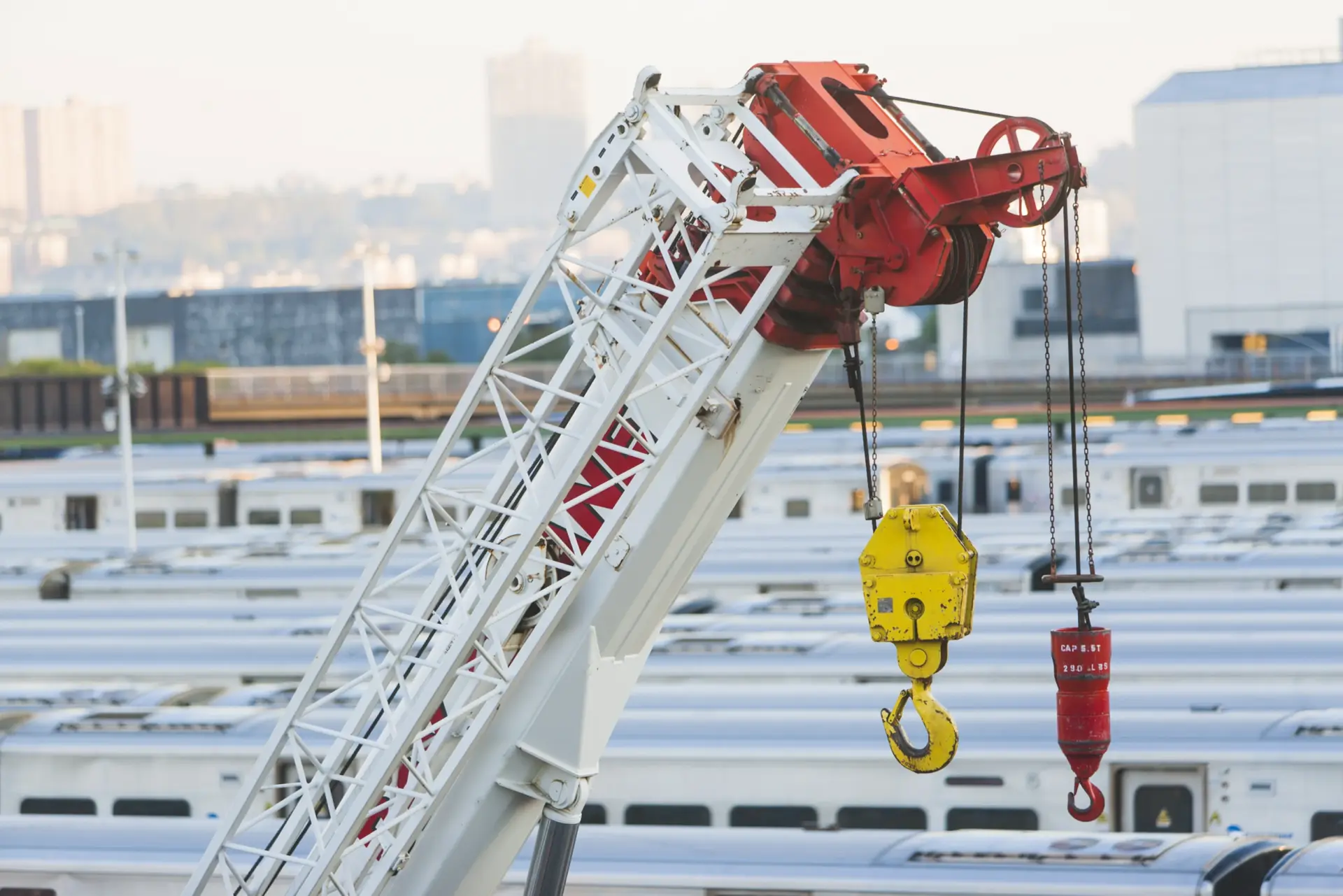 Lifting & Aerial Work Equipment