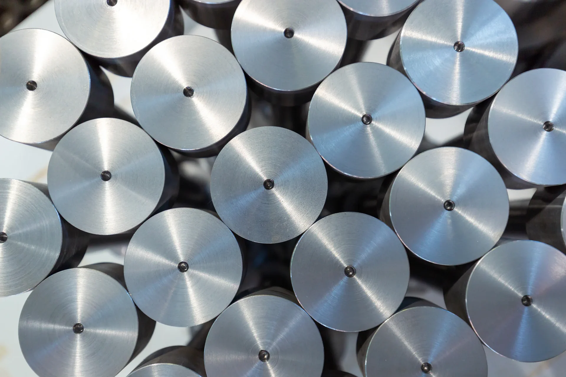 Metal & Alloy Materials