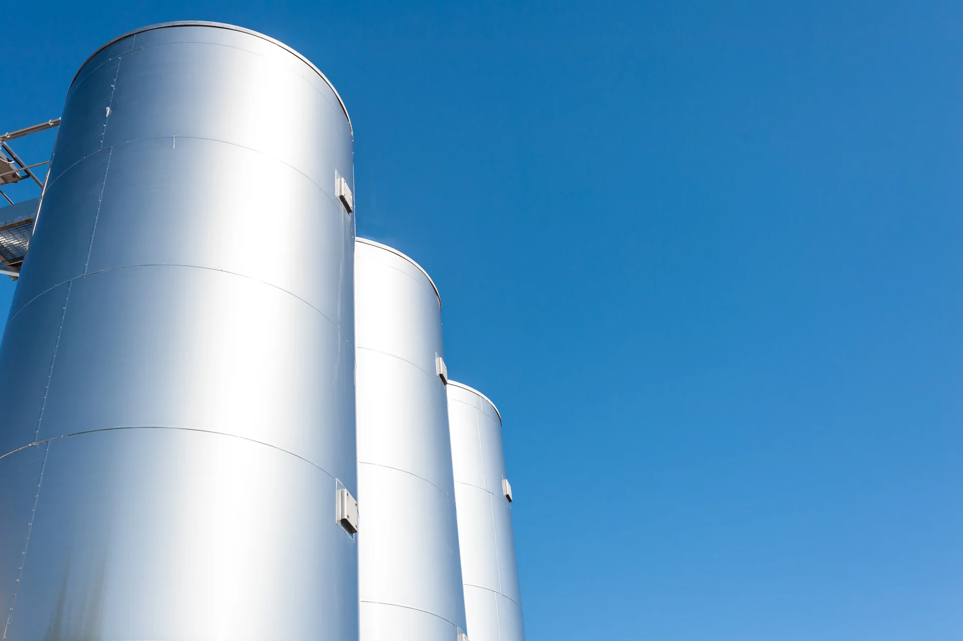 Pressure Vessel & Storage