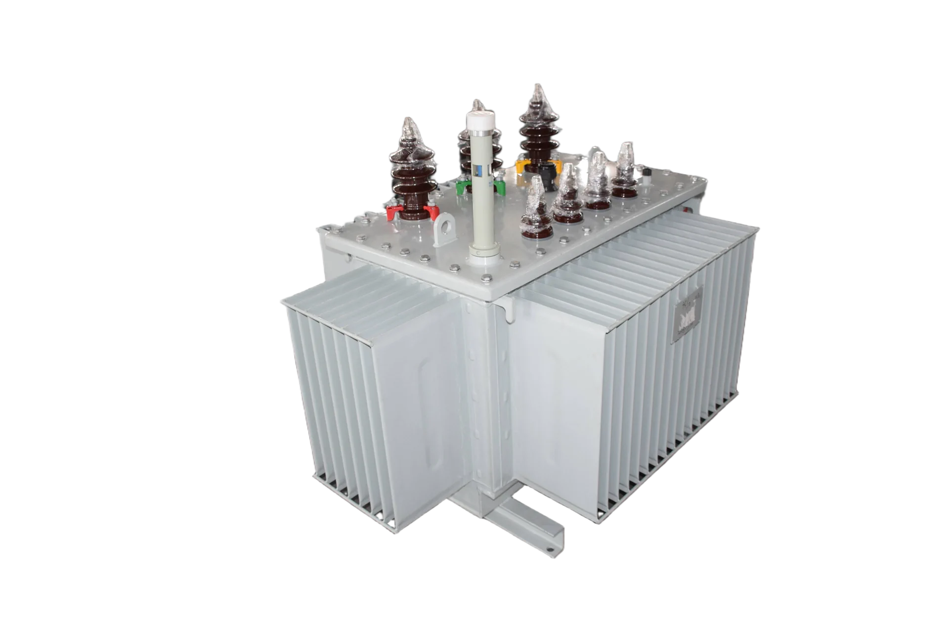 Three-phase oil immersed transformer