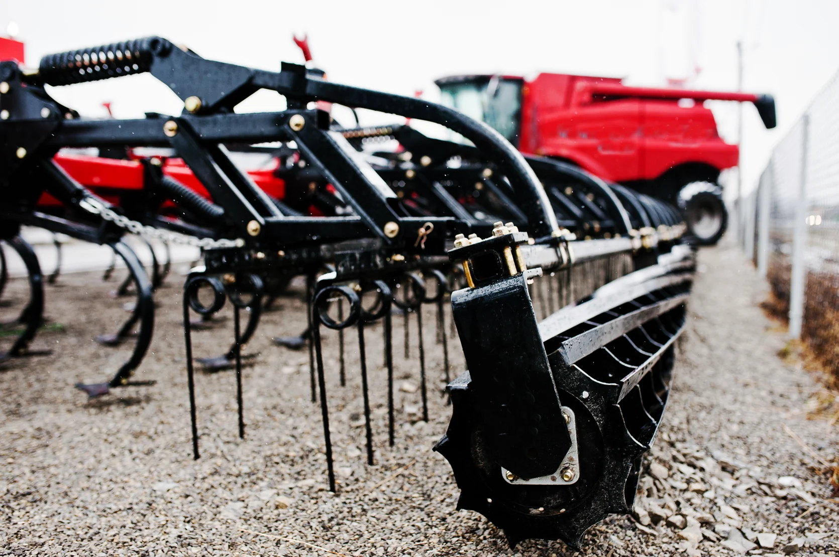Tractors & Tillage Machinery